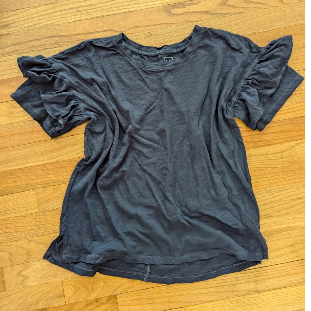 Gap - Boxy Fit Ruffle Sleeve Top - Size XS